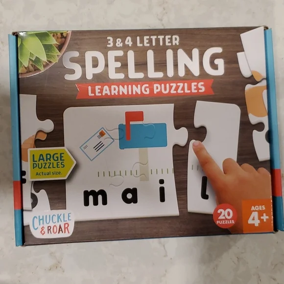Chuckle & Roar Spelling Puzzles - Picture 1 of 7